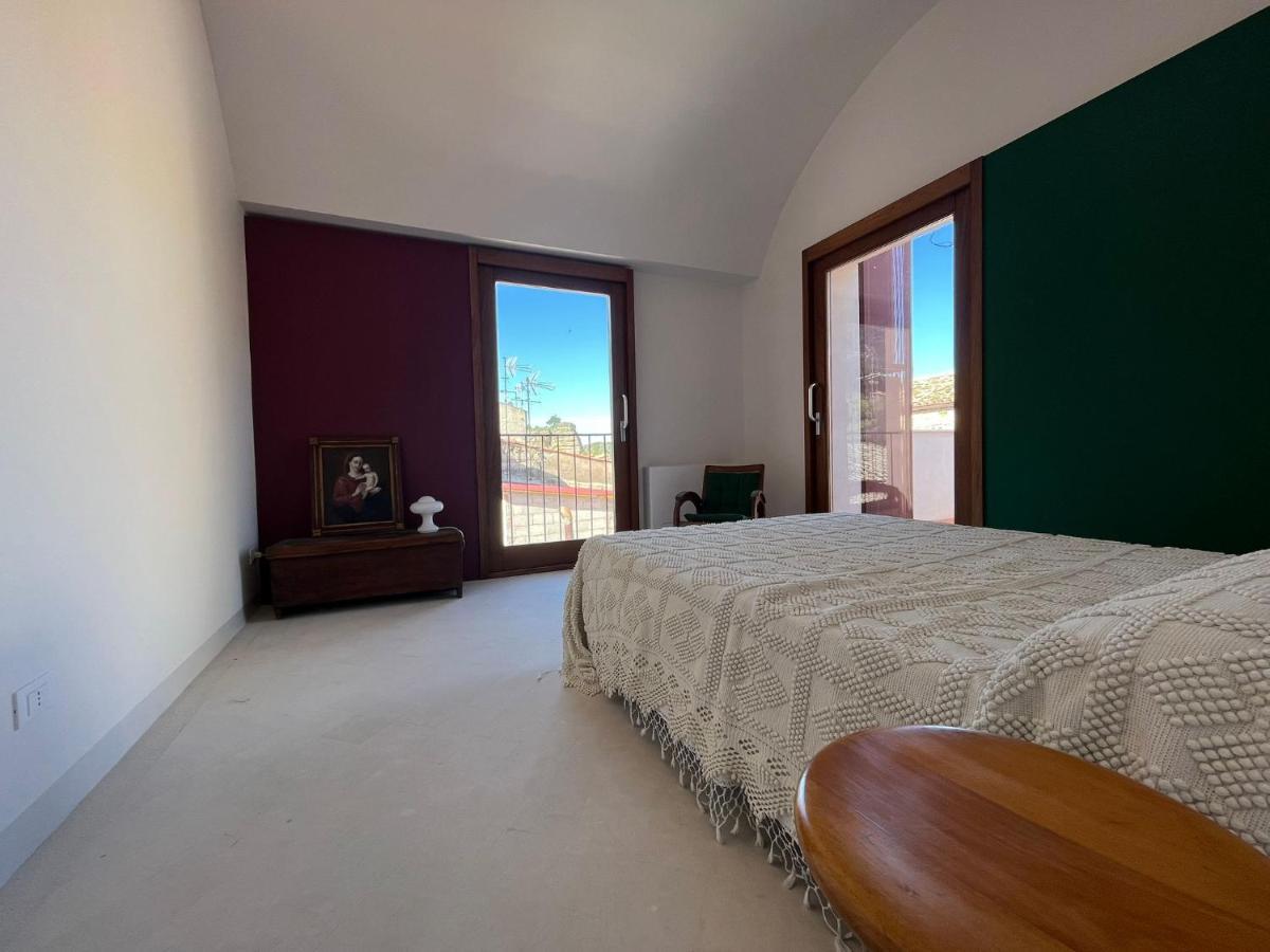 Bed and Breakfast Palazzo Triolo - Dimora Di Charme Corleone Exterior foto